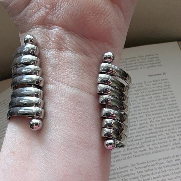 Silver Bangle Bracelet Set - Picture 9 of 11